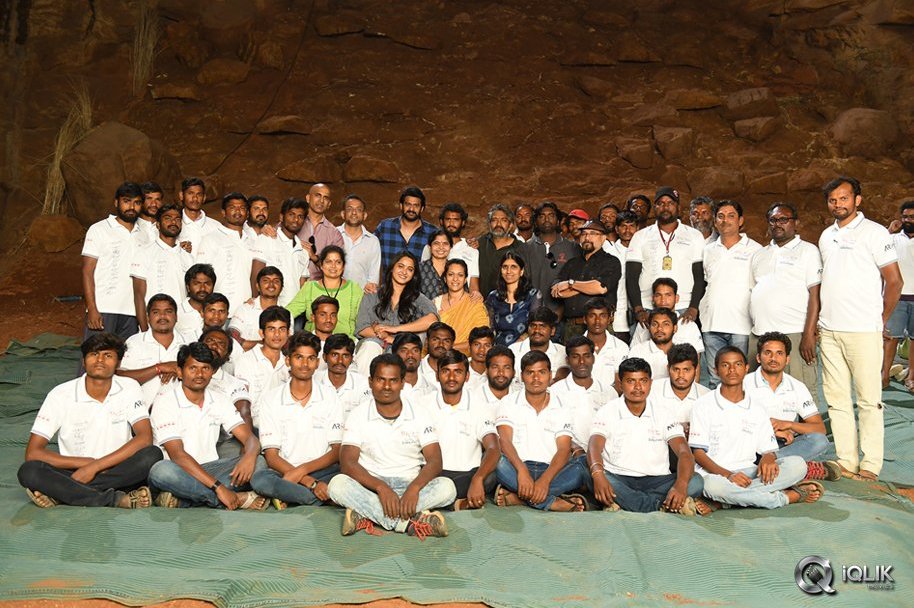 Baahubali-2-Pumpkin-Breaking-Function